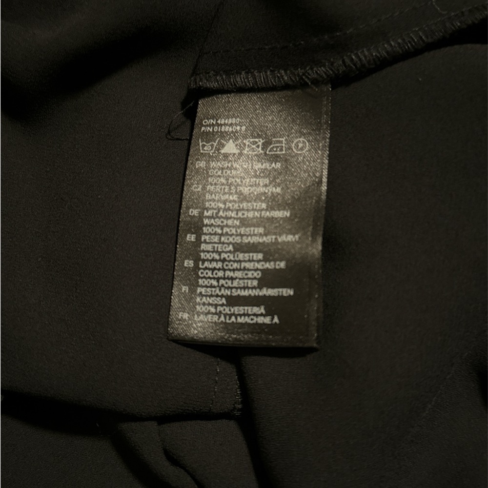 H&M Black flows Ruffled Blouse key hole Size 6 - Picture 3 of 5